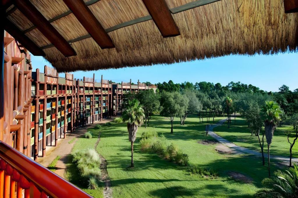 Disney'S Animal Kingdom Lodge Four Corners Екстериор снимка